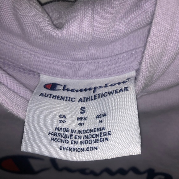 Lavender Champion pullover - Picture 2 of 2